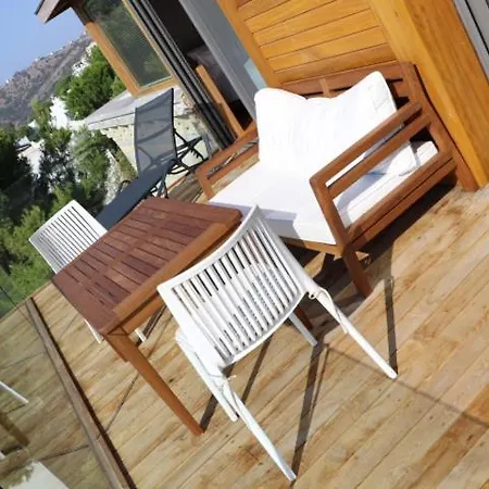 Lifebutiq Penthouse לינה וארוחת בוקר *