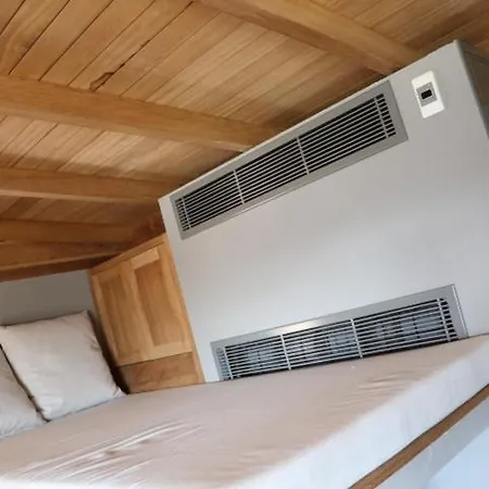 Lifebutiq Penthouse Couette-café *